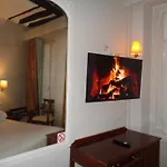 Les Degres De Notre Dame Hotel