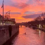 Hotel Les Degres De Notre Dame Paris