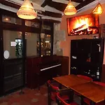 Les Degres De Notre Dame Hotel