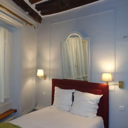 Les Degres De Notre Dame Hotel Paris