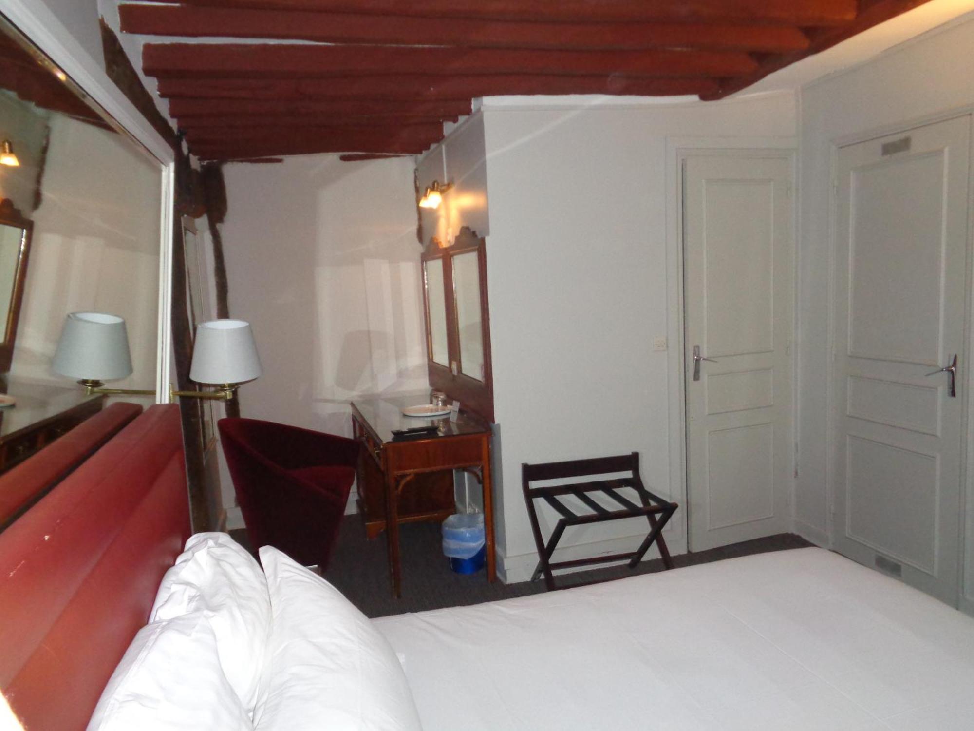 Les Degrés De Notre Dame 2* Parigi