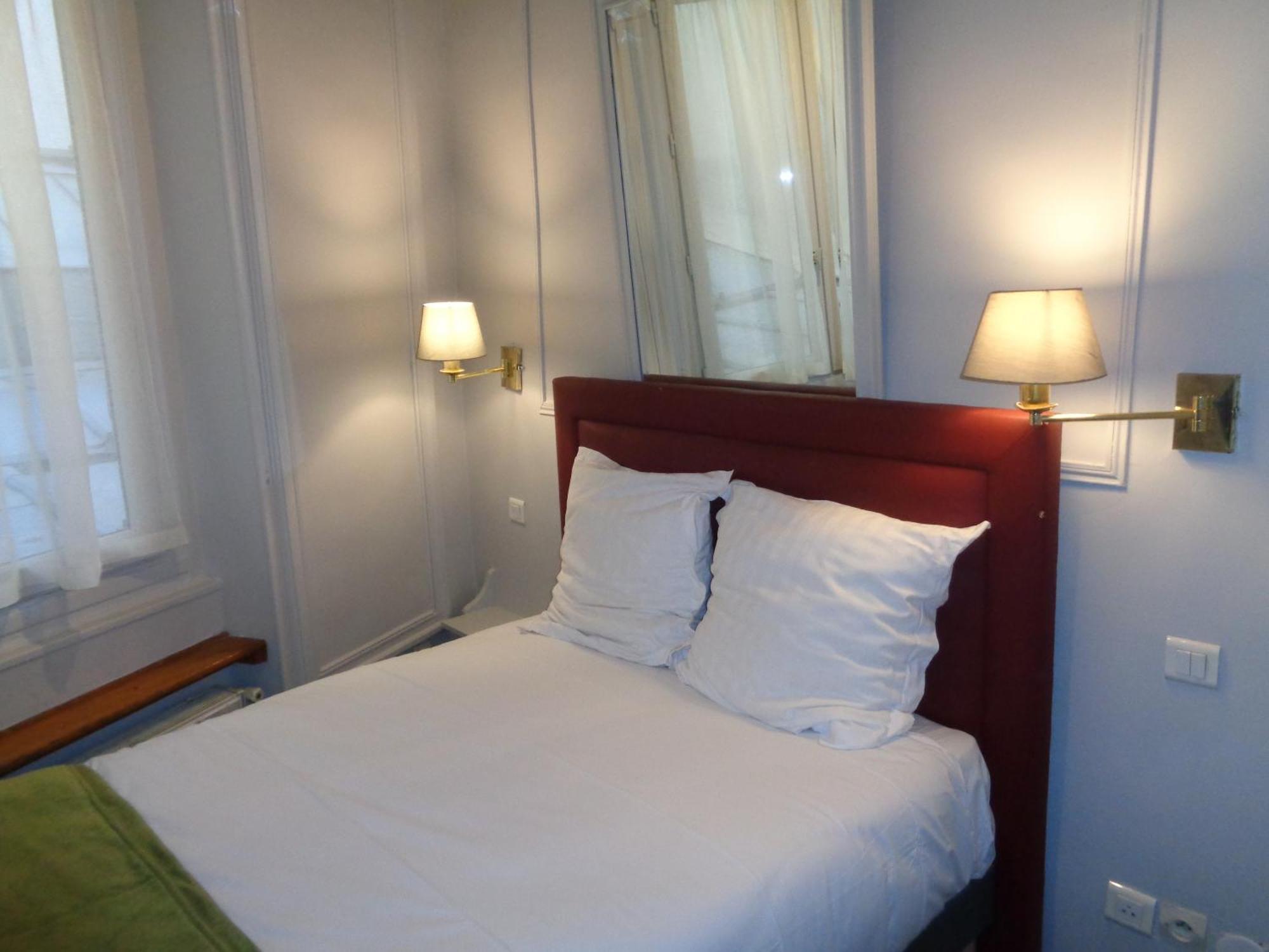 Les Degres De Notre Dame Hotel